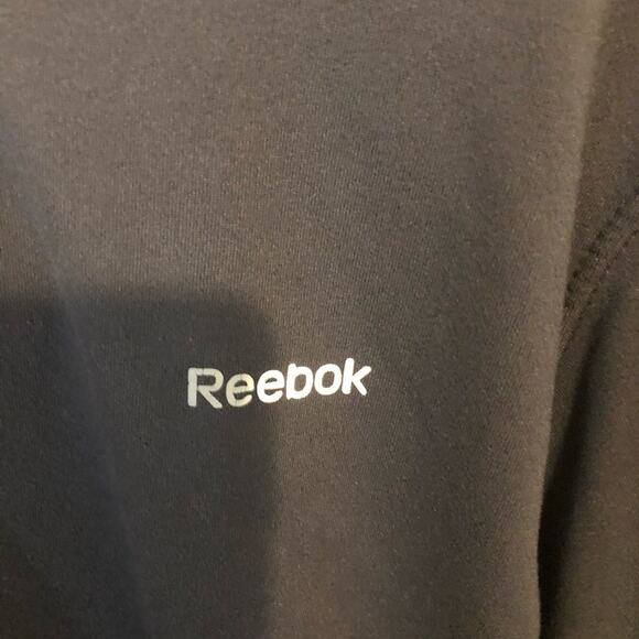 Reebok hoodie size XL - Picture 3 of 5